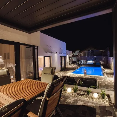 Apartmany Lacov Dom Klcov Exterior photo