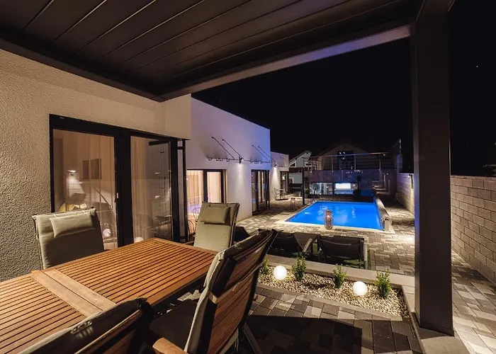 Apartmany Lacov Dom